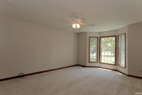 2712 E 400 N Huntington IN 46750