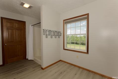 2712 E 400 N Huntington IN 46750
