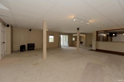 2712 E 400 N Huntington IN 46750