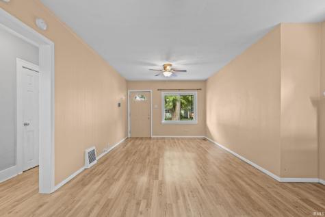 737 S 33rd Street South Bend IN 46615