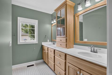 601 Brittania Drive Huntington IN 46750