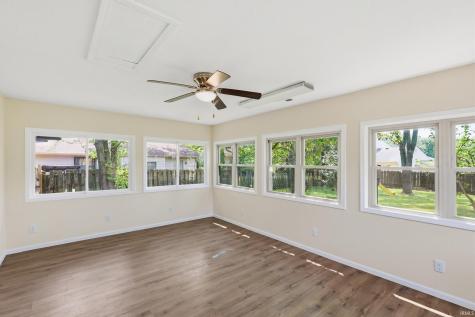 9529 Wolf River Place Fort Wayne IN 46804