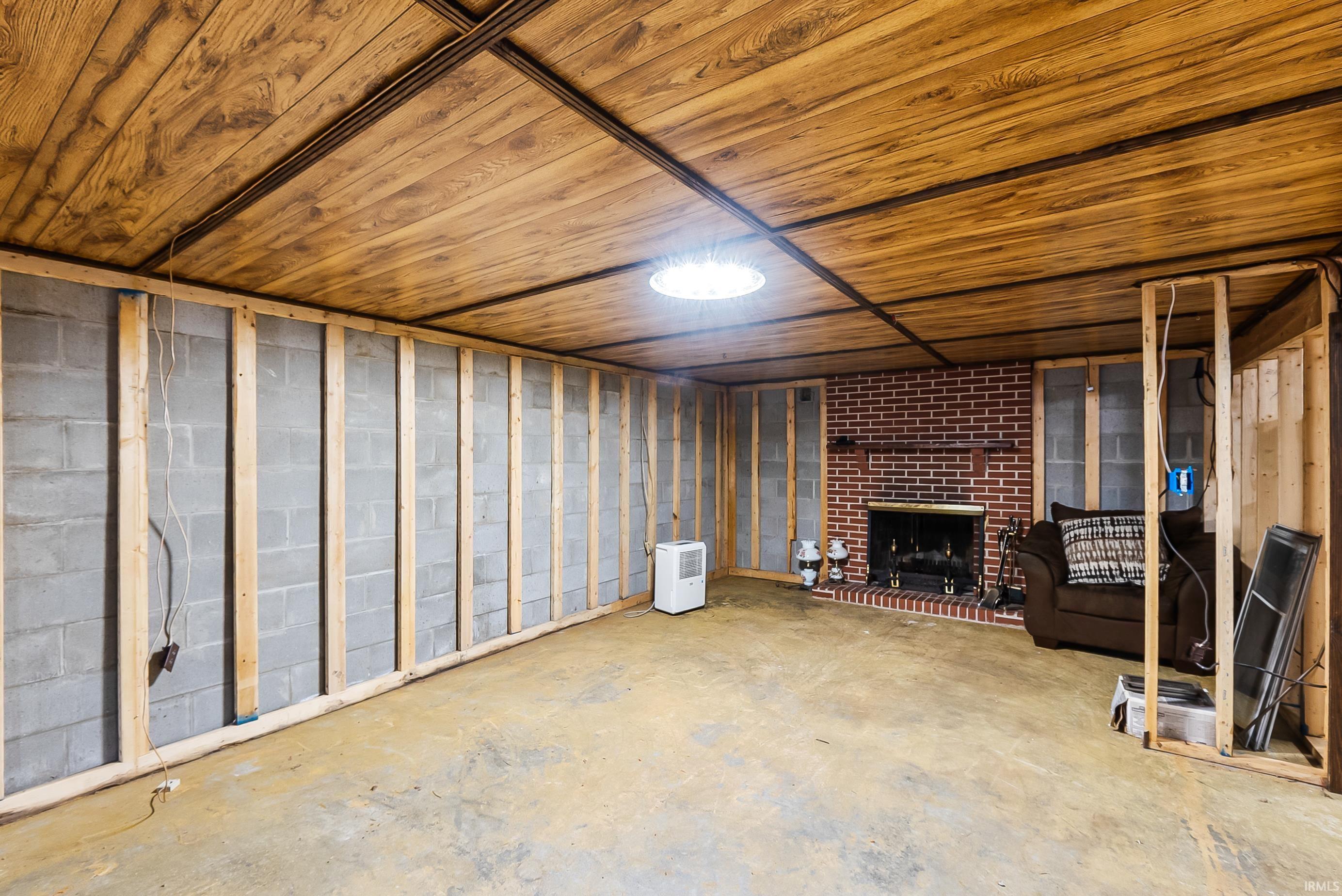 104 N Elm Street Milford IN 46542