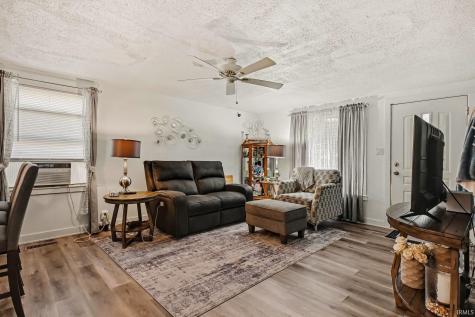 942 Beale Street South Bend IN 46616