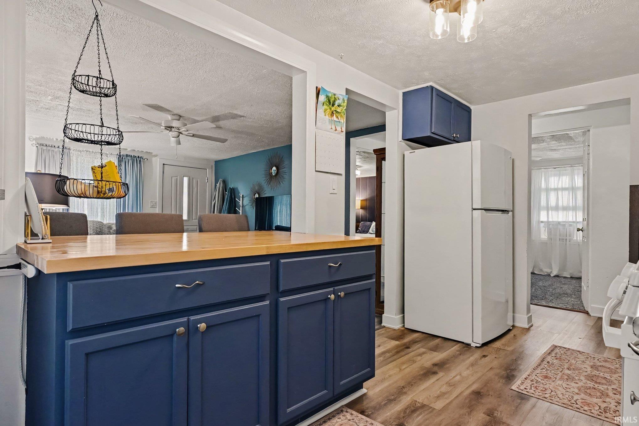942 Beale Street South Bend IN 46616