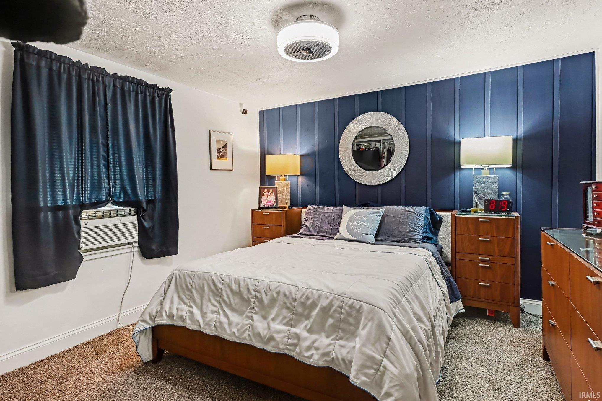 942 Beale Street South Bend IN 46616