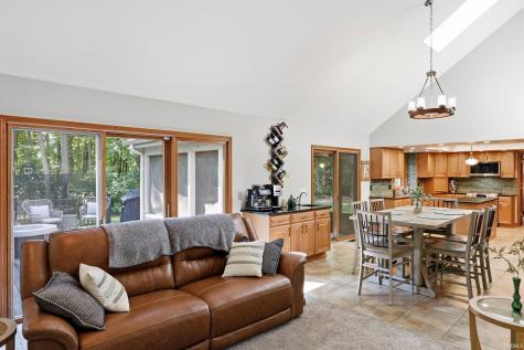 5721 Devils Hollow Road Fort Wayne IN 46814