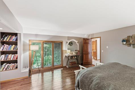 5721 Devils Hollow Road Fort Wayne IN 46814