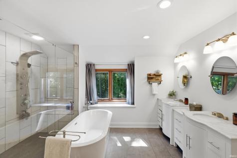 5721 Devils Hollow Road Fort Wayne IN 46814