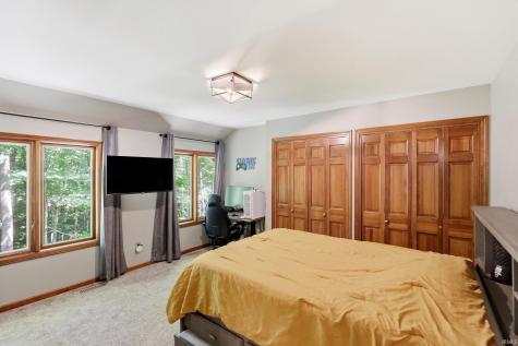 5721 Devils Hollow Road Fort Wayne IN 46814