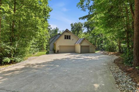5721 Devils Hollow Road Fort Wayne IN 46814