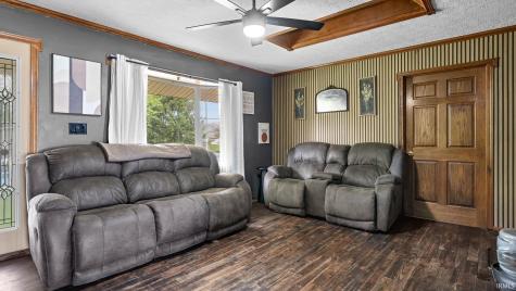 2713 U Street Bedford IN 47421