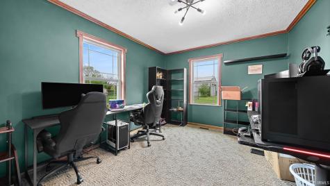 2713 U Street Bedford IN 47421