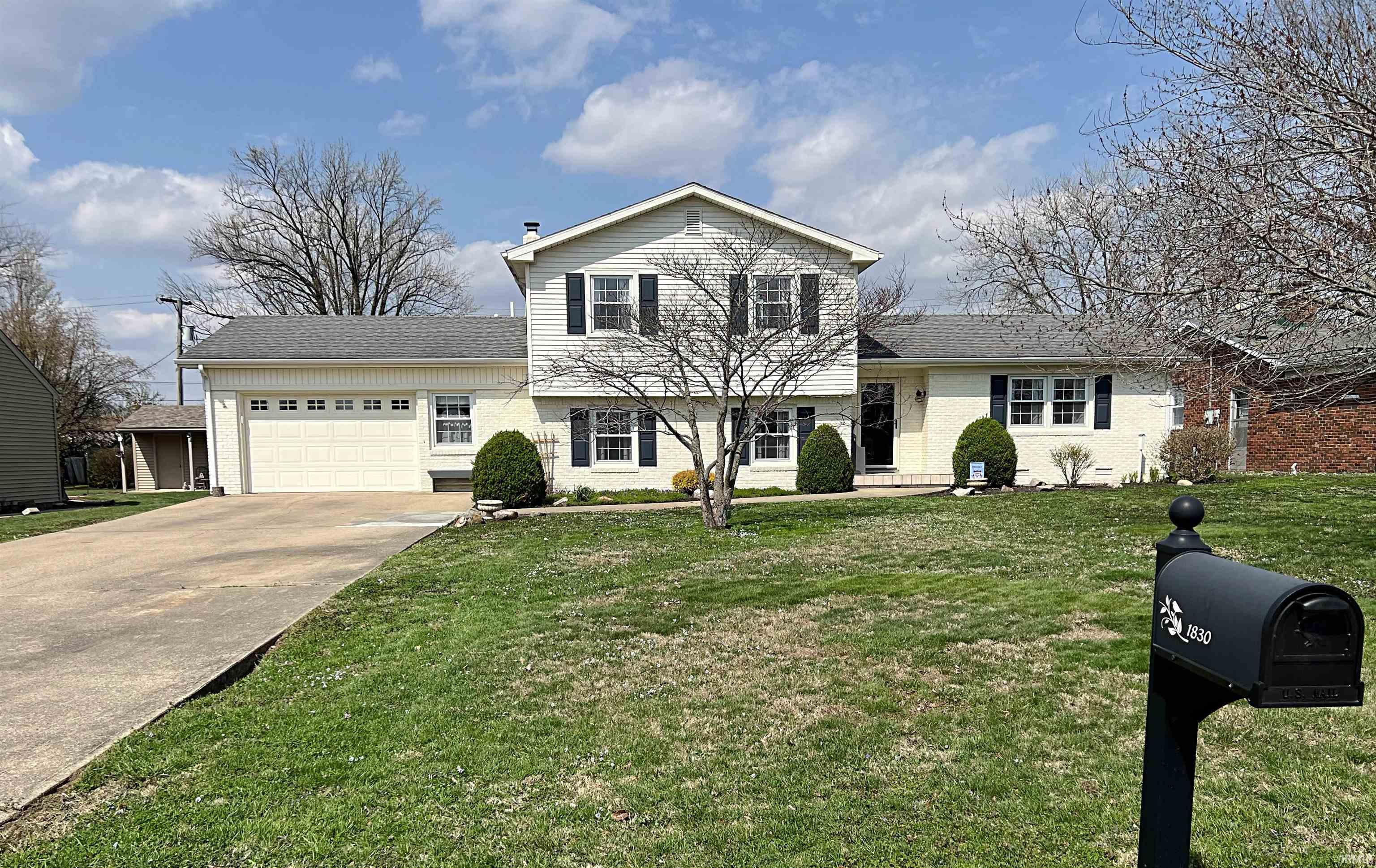 1830 Oak Street Linton IN 47441