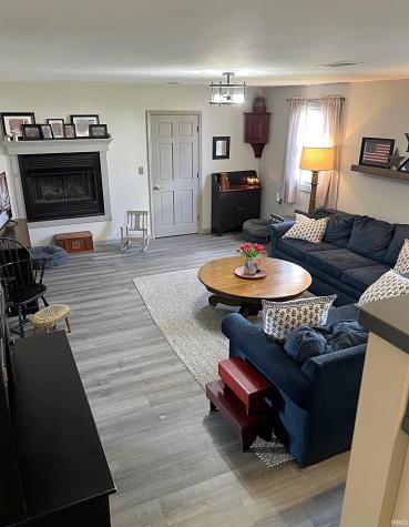 1830 Oak Street Linton IN 47441
