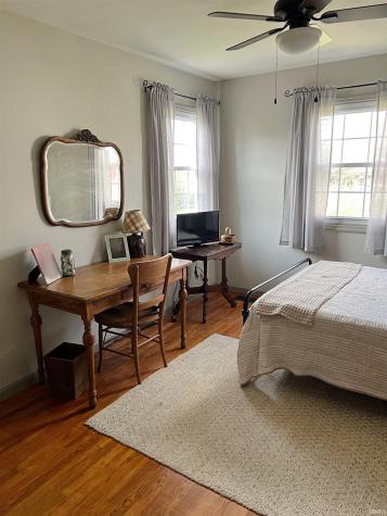 1830 Oak Street Linton IN 47441