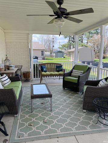 1830 Oak Street Linton IN 47441