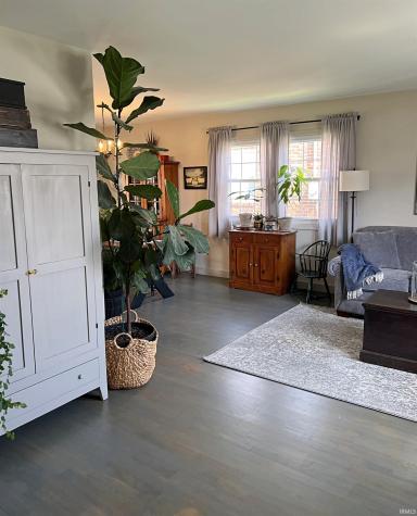 1830 Oak Street Linton IN 47441