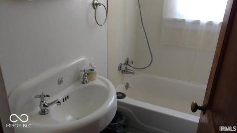 3416 W Riverside Avenue Muncie IN 47304