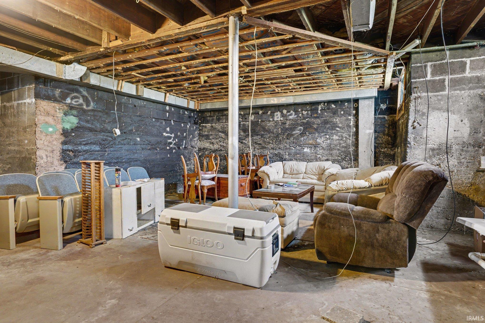 1608 Sheridan Street South Bend IN 46628
