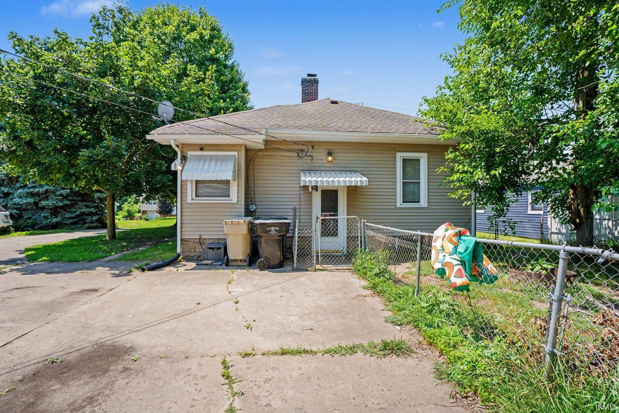 1608 Sheridan Street South Bend IN 46628