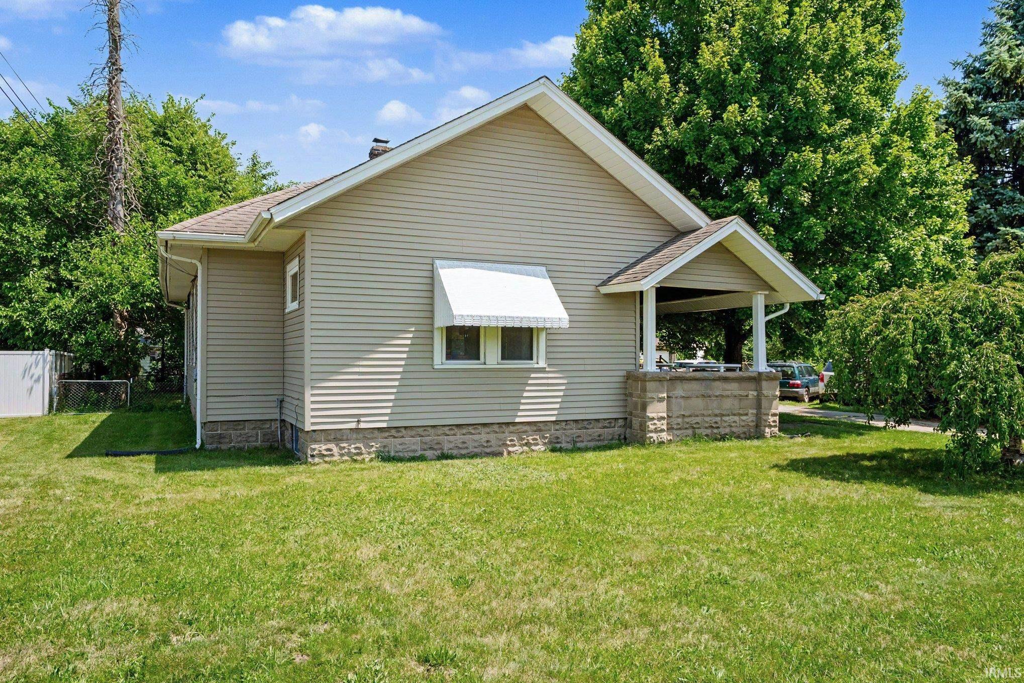 1608 Sheridan Street South Bend IN 46628