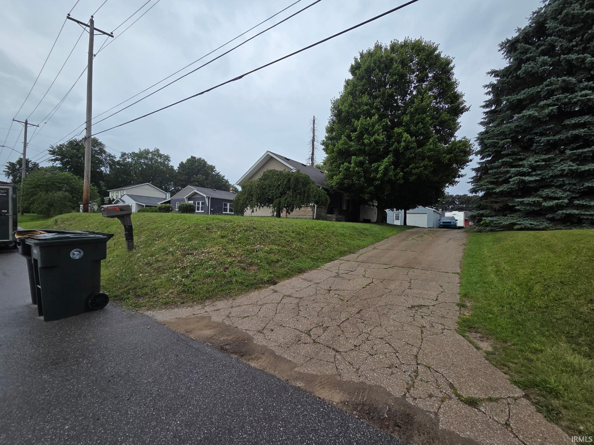 1608 Sheridan Street South Bend IN 46628