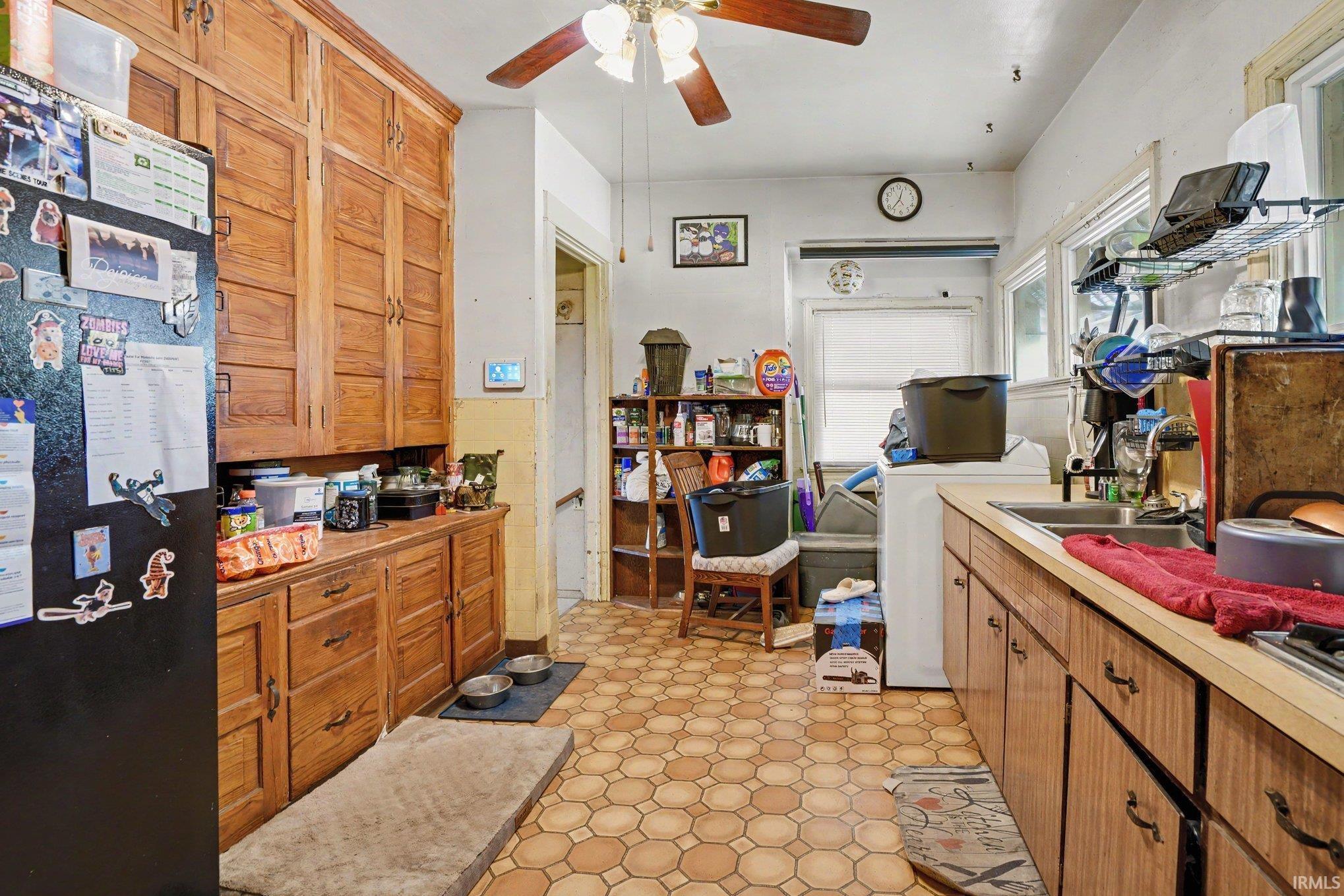 1608 Sheridan Street South Bend IN 46628