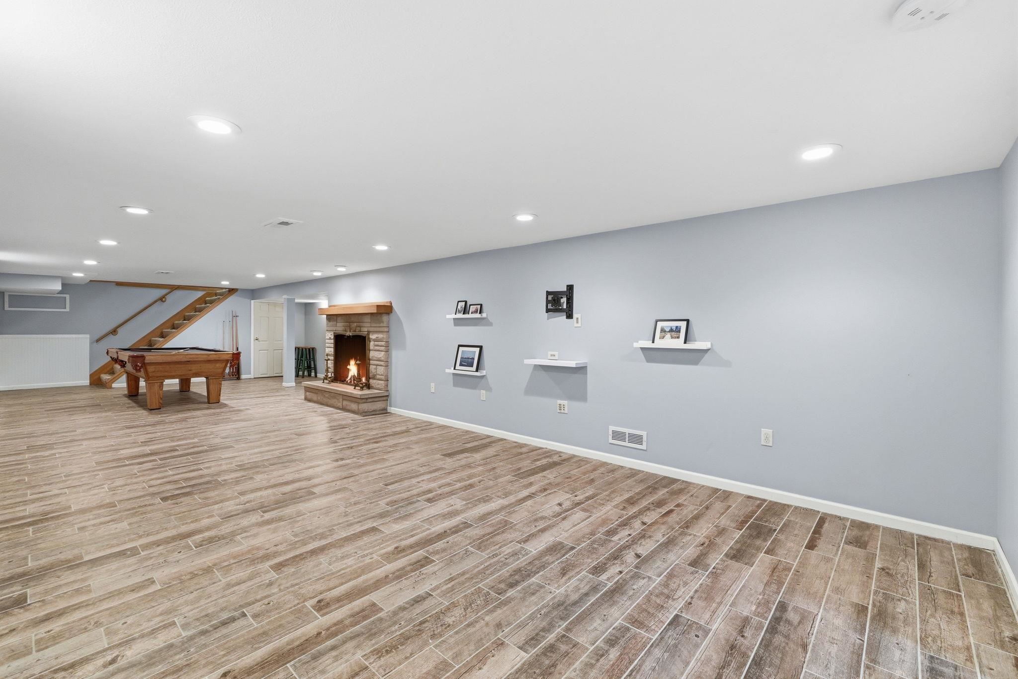 56045 Riverdale Drive Elkhart IN 46514