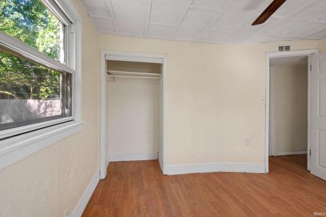 2433 Hollywood Place South Bend IN 46616