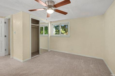 2433 Hollywood Place South Bend IN 46616