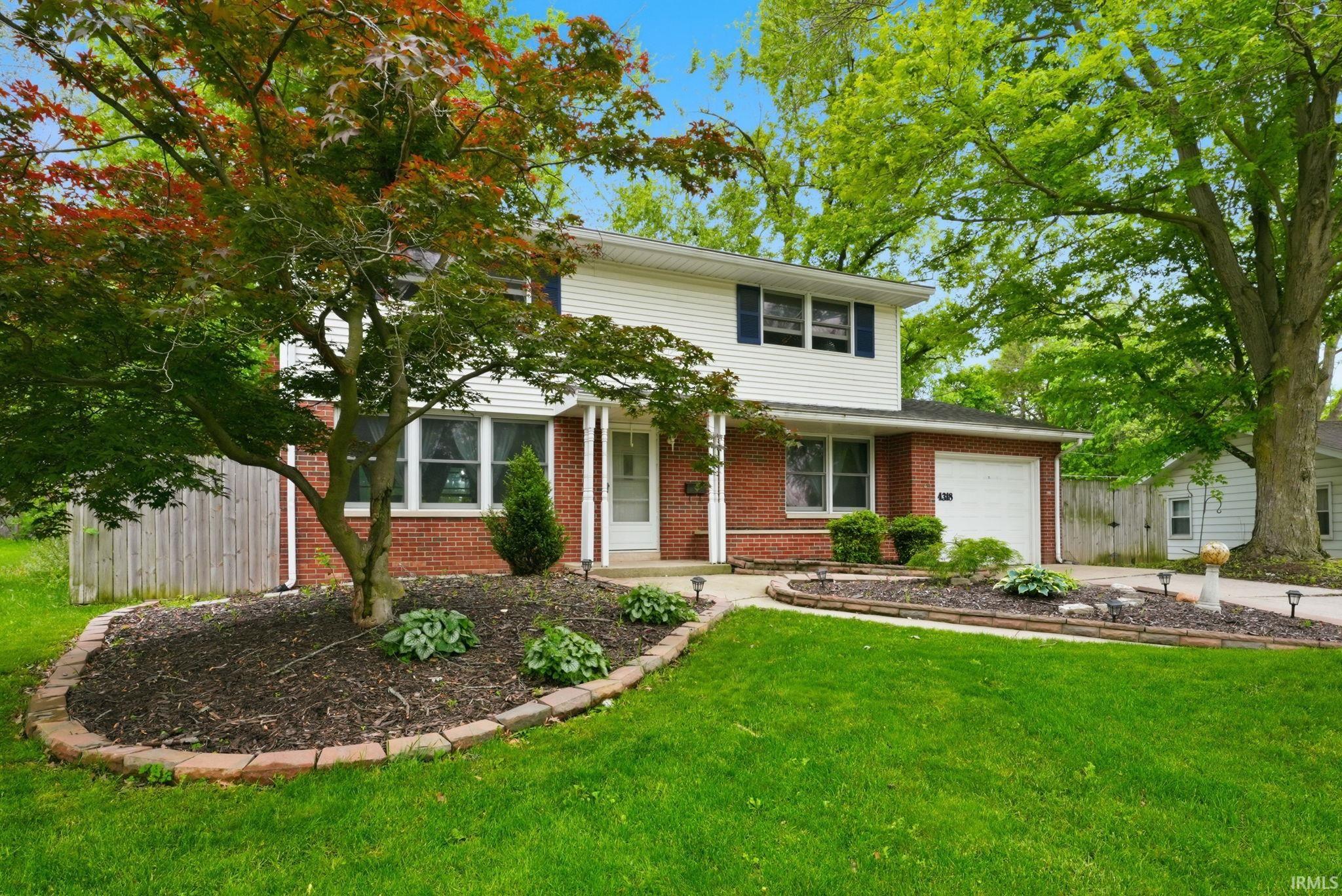 4318 Lynwood Court Fort Wayne IN 46815