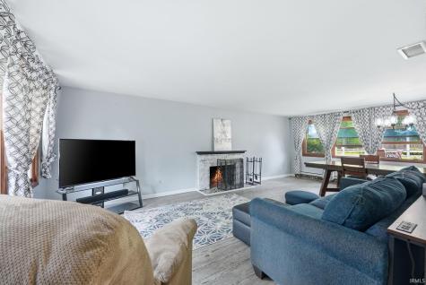 4318 Lynwood Court Fort Wayne IN 46815