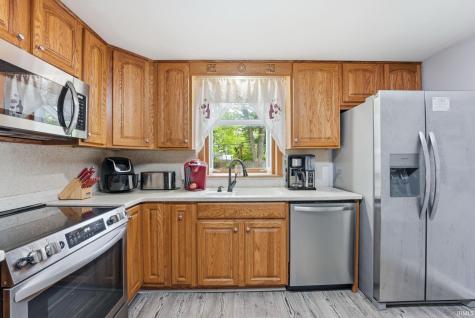 4318 Lynwood Court Fort Wayne IN 46815
