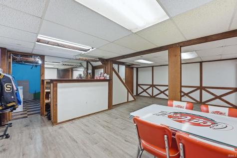 4318 Lynwood Court Fort Wayne IN 46815
