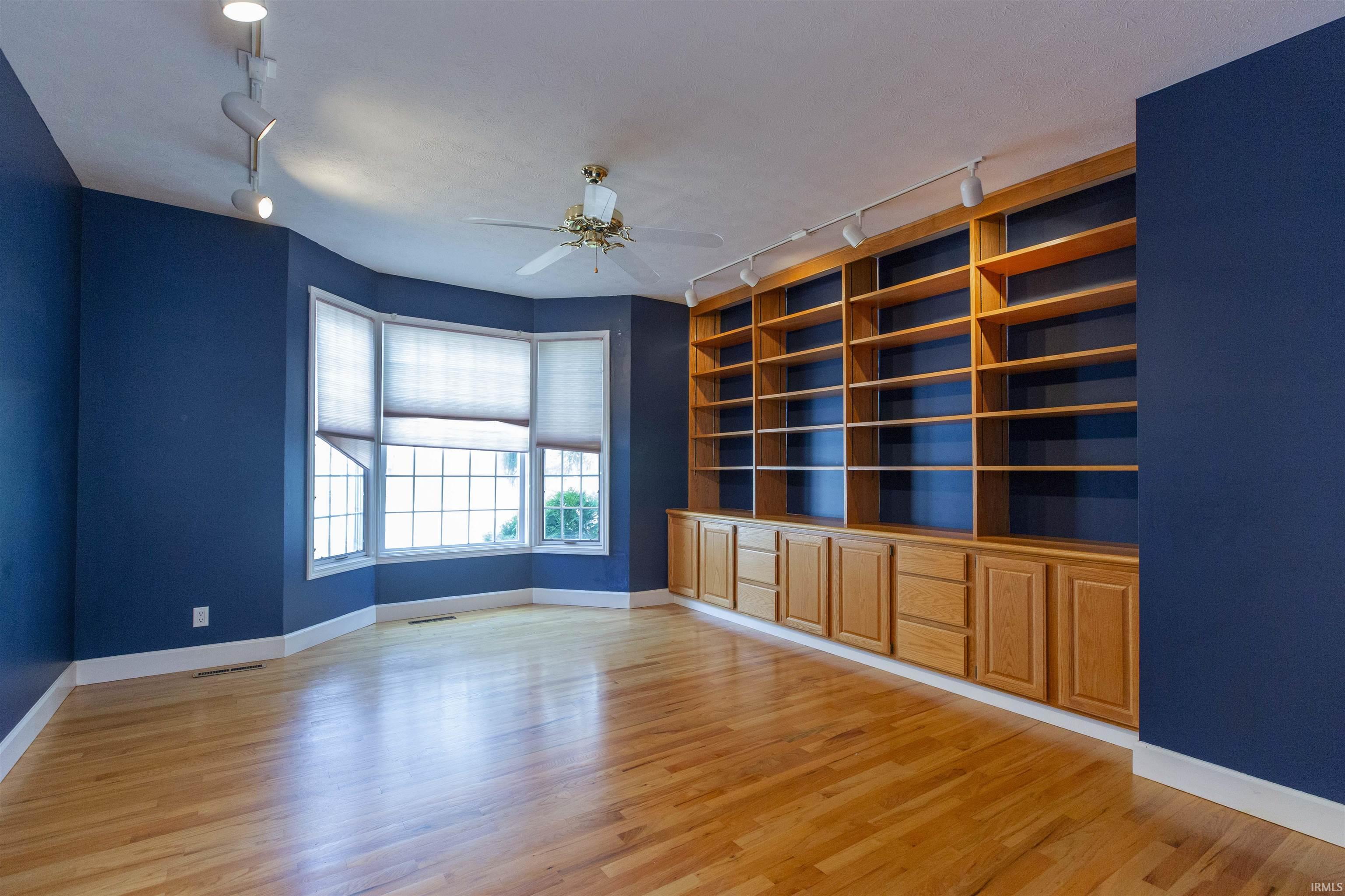 15711 Lake Forest Court Granger IN 46530