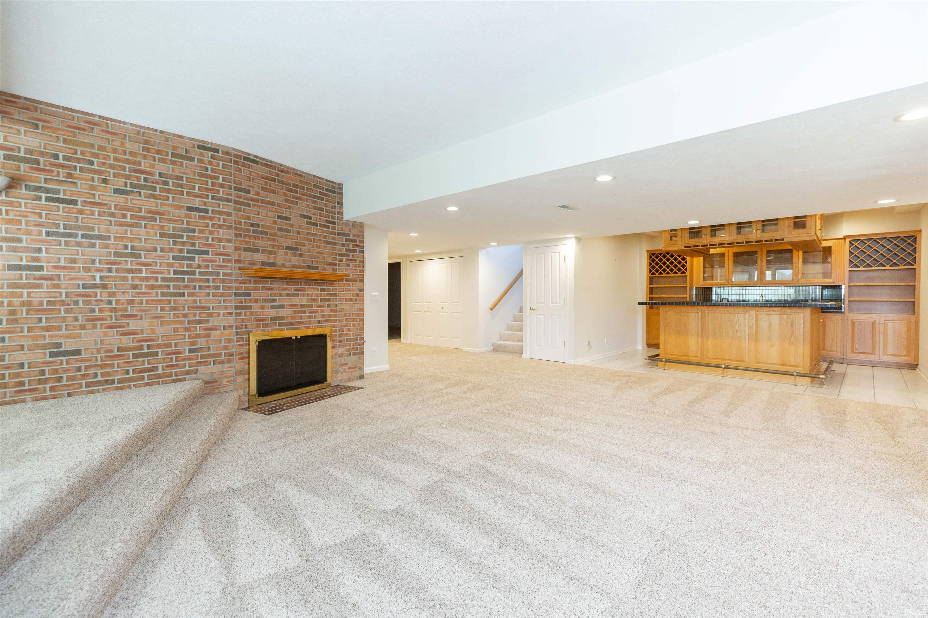 15711 Lake Forest Court Granger IN 46530