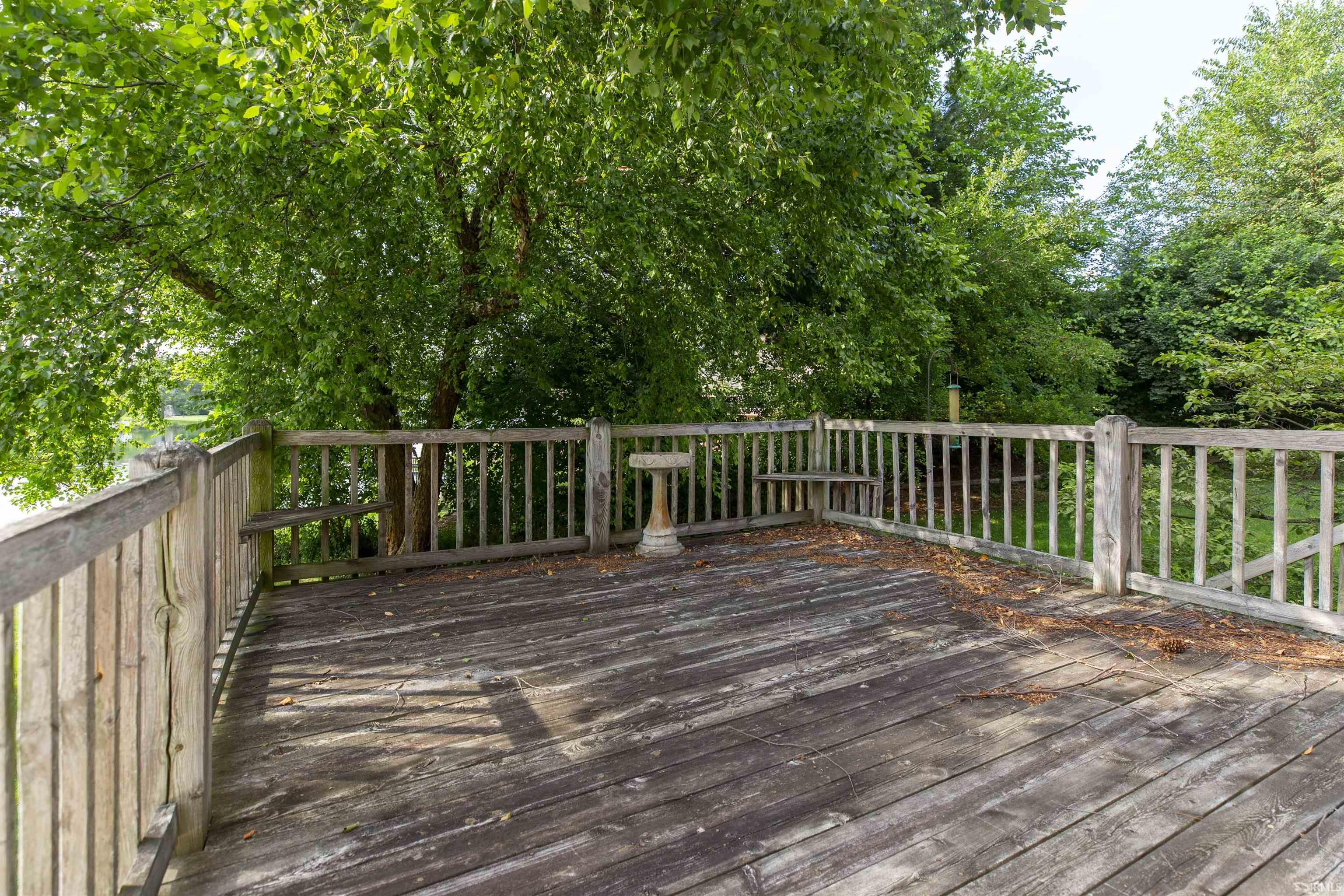 15711 Lake Forest Court Granger IN 46530