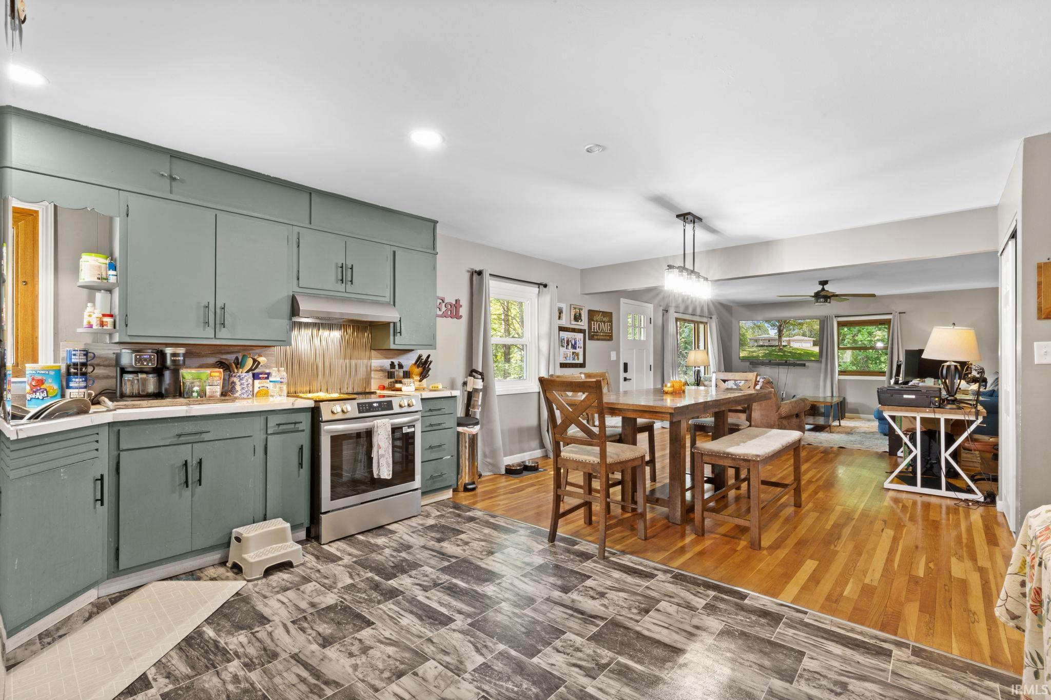 57954 Pear Road South Bend IN 46619