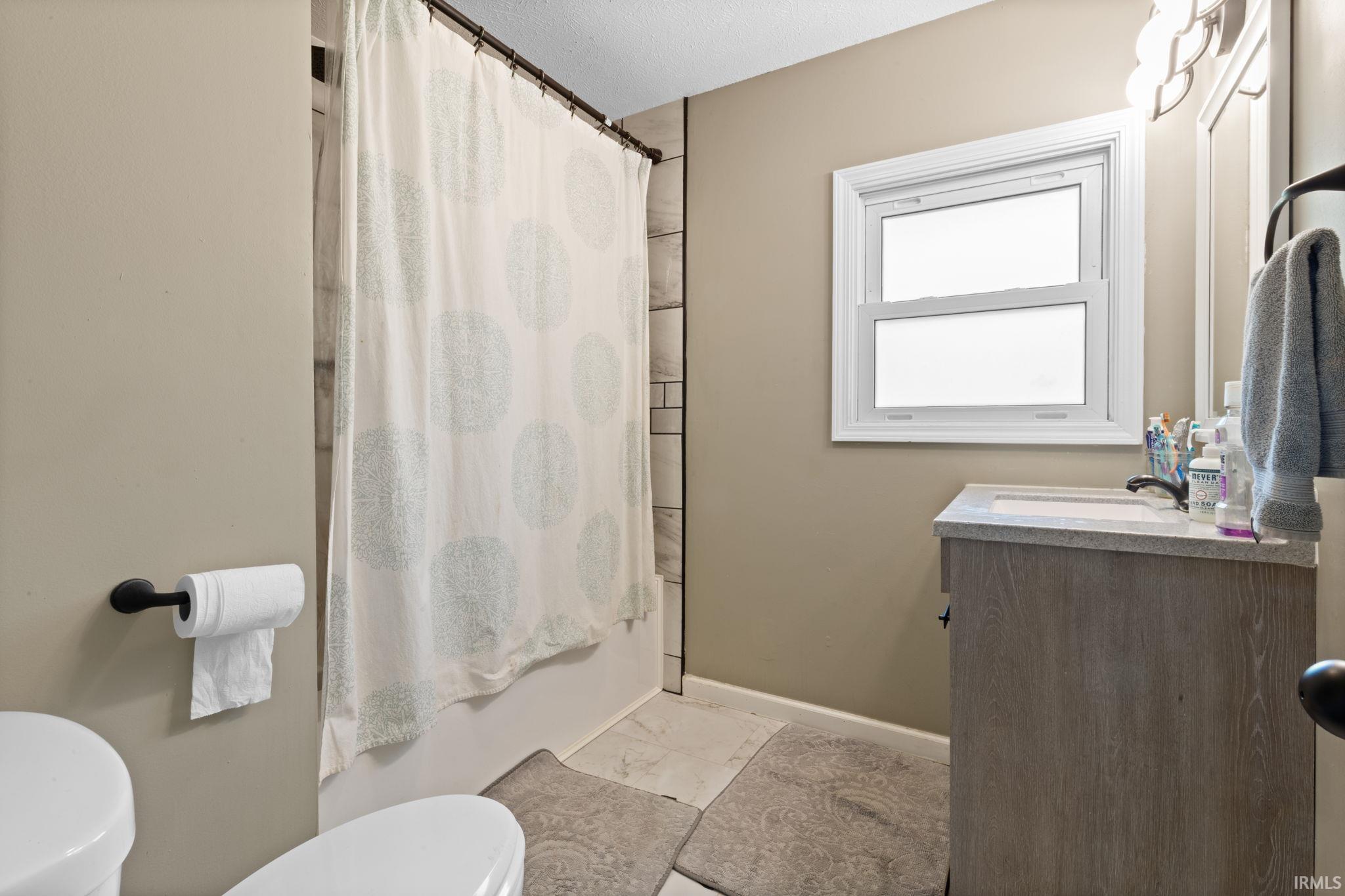 57954 Pear Road South Bend IN 46619