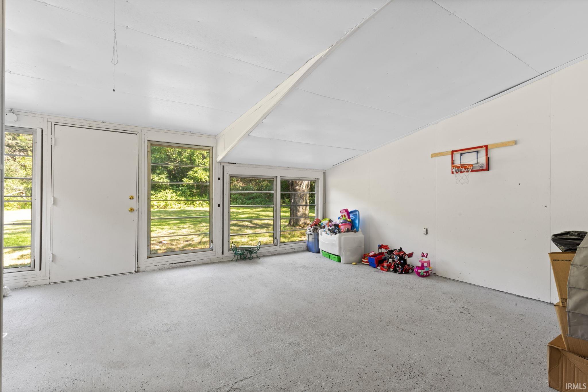 57954 Pear Road South Bend IN 46619