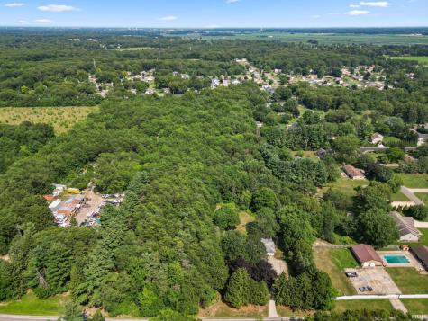 57954 Pear Road South Bend IN 46619