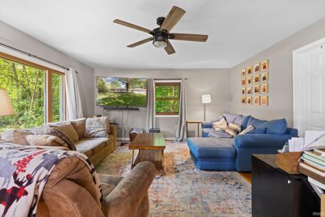 57954 Pear Road South Bend IN 46619