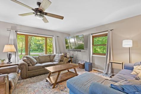 57954 Pear Road South Bend IN 46619