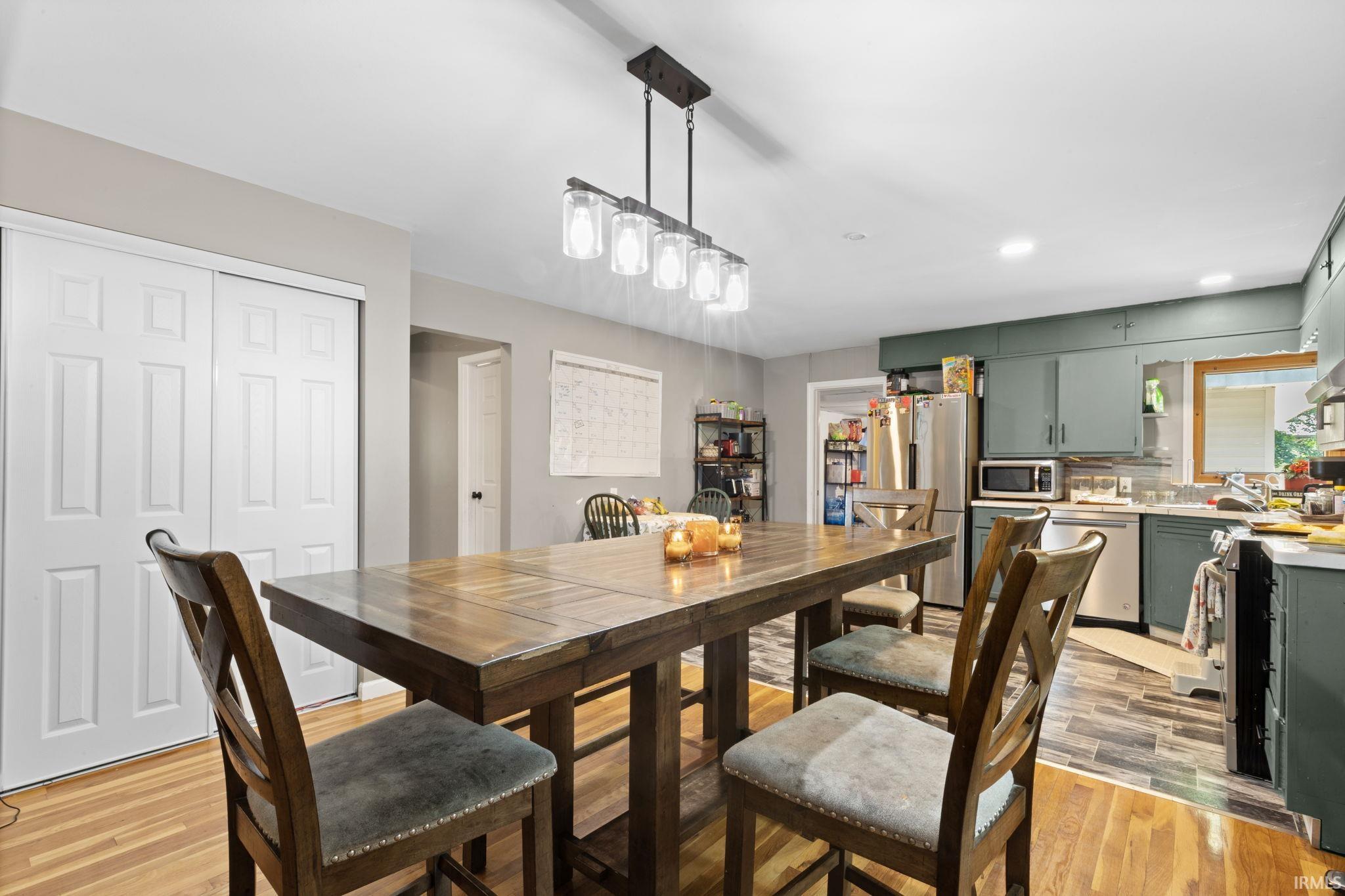 57954 Pear Road South Bend IN 46619
