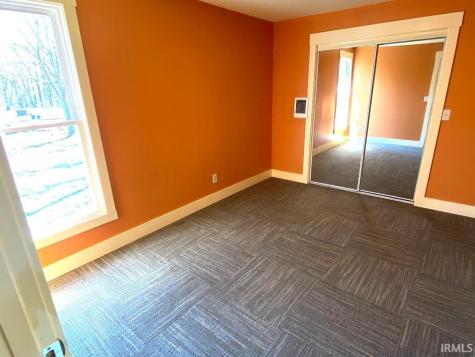 956 SW C Street Linton IN 47441