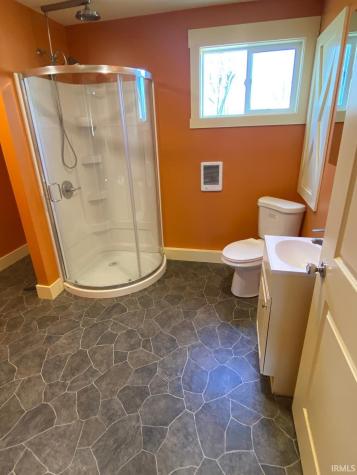 956 SW C Street Linton IN 47441