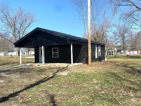956 SW C Street Linton IN 47441