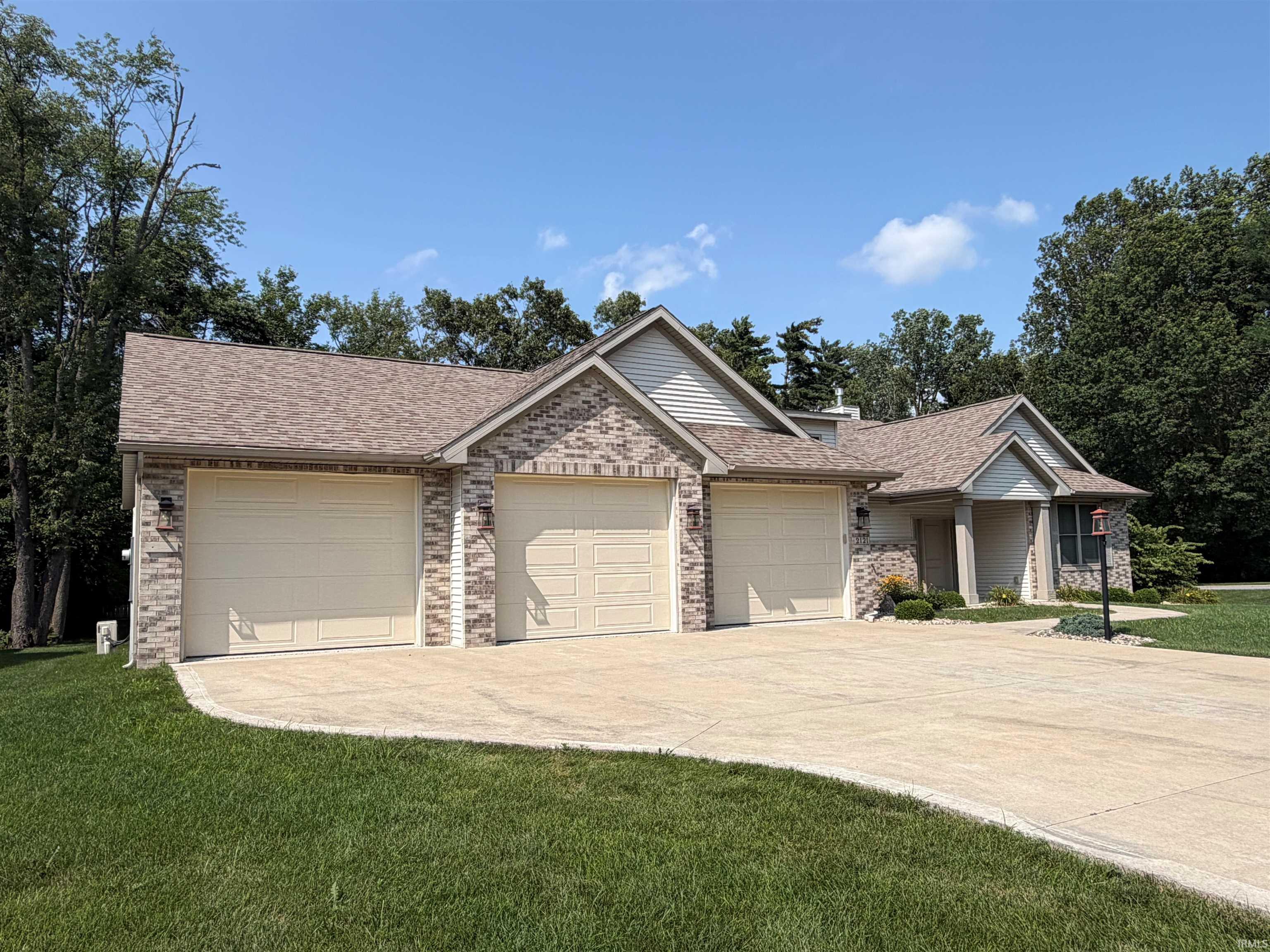 2121 Woodland Estates Drive Elkhart IN 46514