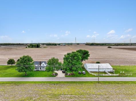 8902 S 900 E Road Walkerton IN 46574